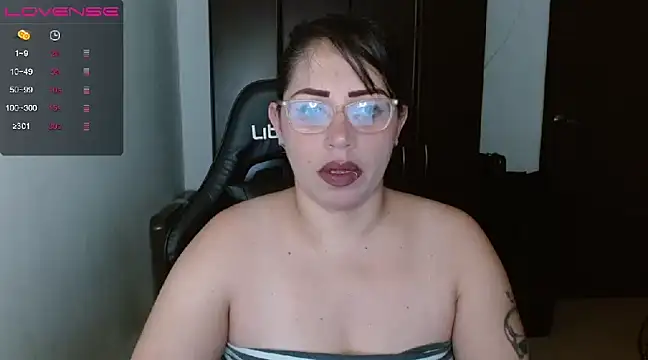 Snapshot of natashasmithe chatting on January 25, 2025, 12:26 pm natashasmithe online show from January 25, 2025, 12:26 pm