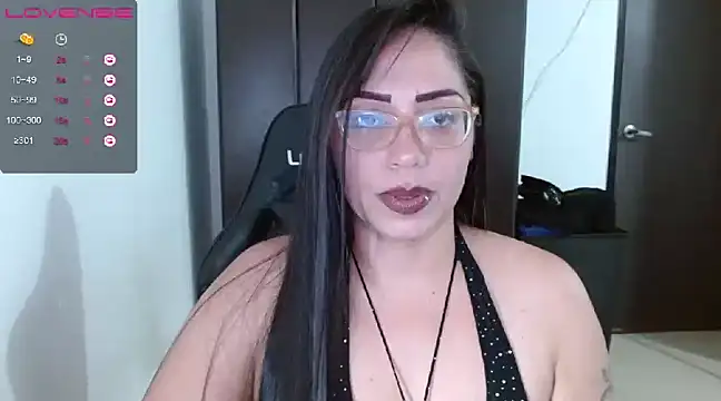 Snapshot of natashasmithe chatting on February 3, 2025, 4:25 am natashasmithe online show from February 3, 2025, 4:25 am