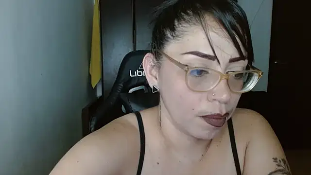 Snapshot of natashasmithe chatting on February 7, 2025, 1:58 am natashasmithe online show from February 7, 2025, 1:58 am