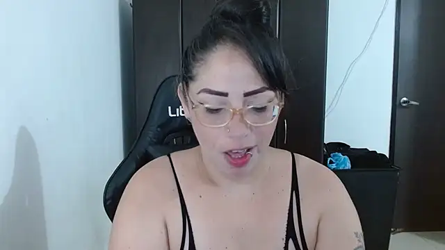 Snapshot of natashasmithe chatting on February 23, 2025, 10:09 pm natashasmithe online show from February 23, 2025, 10:09 pm