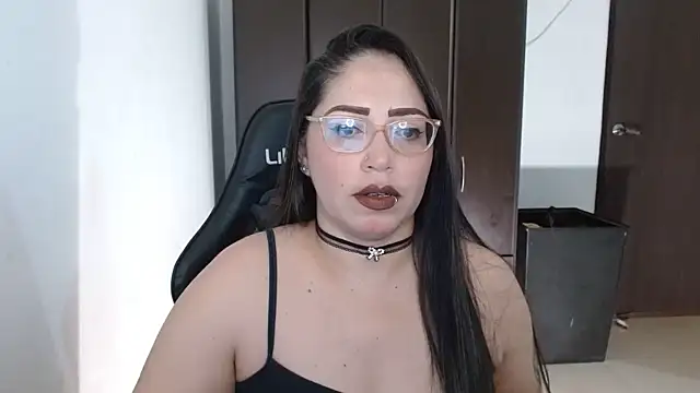 Snapshot of natashasmithe chatting on September 28, 2025, 7:52 pm natashasmithe online show from September 28, 2025, 7:52 pm