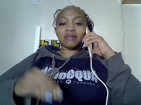 Snapshot of Brown_sexy chatting on November 14, 2025, 8:29 pm Brown sexy online show from November 14, 2025, 8:29 pm