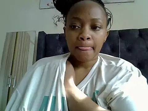 Snapshot of Brown_sexy chatting on November 16, 2025, 6:19 am Brown sexy online show from November 16, 2025, 6:19 am