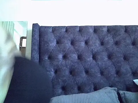 Brown sexy online show from February 4, 2026, 7:58 am