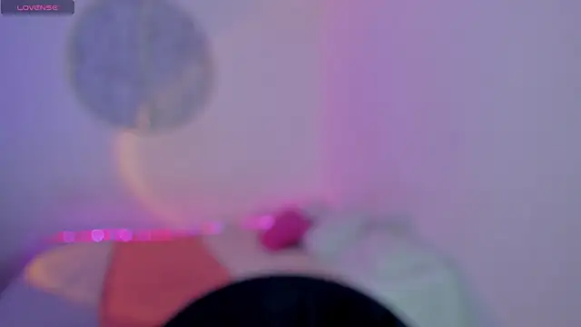 Snapshot of IsabelaVanegas_ chatting on January 11, 2026, 3:17 pm IsabelaVanegas online show from January 11, 2026, 3:17 pm