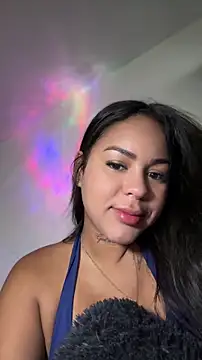 Snapshot of IsabelaVanegas_ chatting on May 14, 2026, 5:31 pm IsabelaVanegas online show from May 14, 2026, 5:31 pm