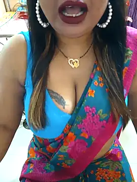 Snapshot of YR-SHIVANI chatting on February 19, 2025, 4:34 am YR-SHIVANI online show from February 19, 2025, 4:34 am