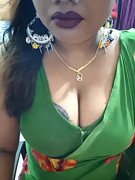 Snapshot of YR-SHIVANI chatting on October 19, 2025, 4:24 am YR-SHIVANI online show from October 19, 2025, 4:24 am