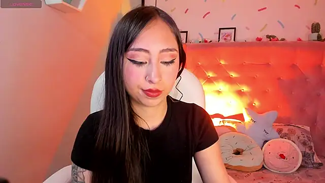  cloe martinez online show from January 31, 2025, 10:10 pm