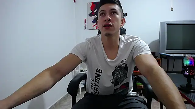 Snapshot of Iam_yourbabyprincess_XD chatting on October 31, 2025, 11:06 pm Iam yourbabyprincess XD online show from October 31, 2025, 11:06 pm