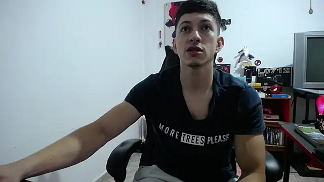 Snapshot of Iam_yourbabyprincess_XD chatting on February 6, 2026, 5:23 am Iam yourbabyprincess XD online show from February 6, 2026, 5:23 am