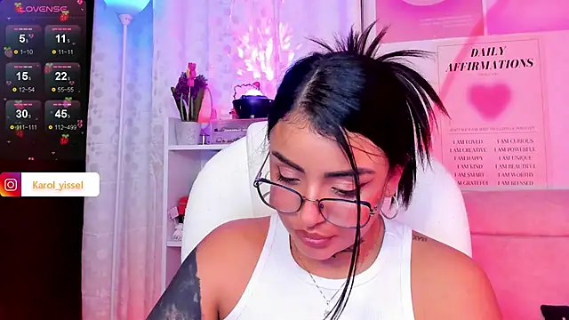 Hinataw33d01 online show from December 27, 2024, 9:28 am