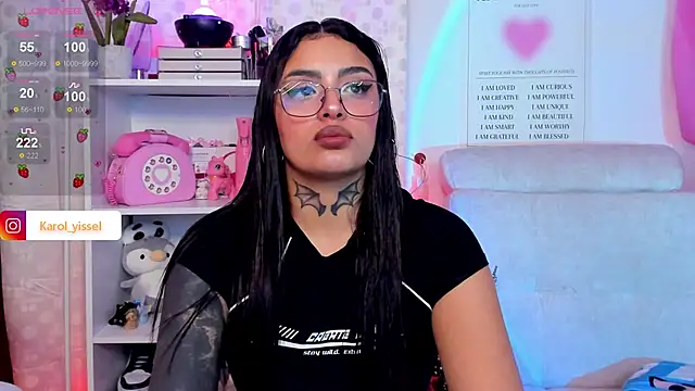 Hinataw33d01 online show from February 26, 2025, 1:00 am