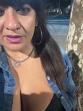 Sensualmente333 online show from March 29, 2026, 3:28 am