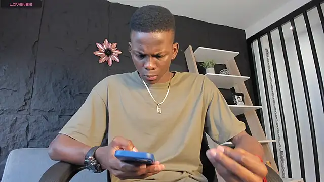 Snapshot of JacksonMuller_ chatting on November 28, 2025, 12:41 pm JacksonMuller online show from November 28, 2025, 12:41 pm