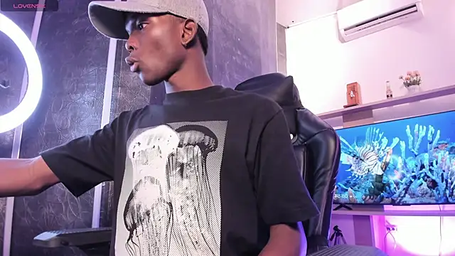 Snapshot of JacksonMuller_ chatting on December 3, 2025, 1:53 pm JacksonMuller online show from December 3, 2025, 1:53 pm