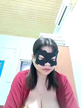 Snapshot of Anna_Toy19 chatting on November 18, 2025, 2:54 pm Anna Toy19 online show from November 18, 2025, 2:54 pm