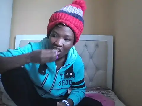 Snapshot of just_nala chatting on December 23, 2025, 7:50 am just nala online show from December 23, 2025, 7:50 am