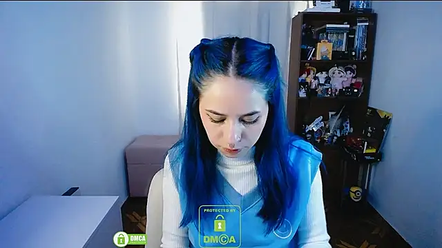 dakota senju online show from December 3, 2024, 2:05 pm