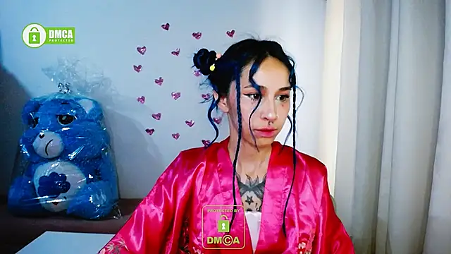 dakota senju online show from February 19, 2025, 9:25 pm