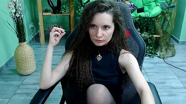 Snapshot of Miss_Barbara_ chatting on March 12, 2025, 12:42 am Miss Barbara online show from March 12, 2025, 12:42 am