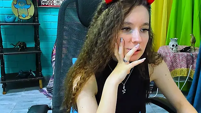 Snapshot of Miss_Barbara_ chatting on March 17, 2025, 4:01 pm Miss Barbara online show from March 17, 2025, 4:01 pm