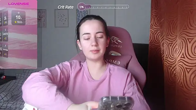 Snapshot of SweetieKendl chatting on February 28, 2025, 3:48 am SweetieKendl online show from February 28, 2025, 3:48 am