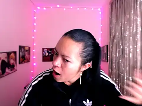 Cristal w online show from January 21, 2025, 12:18 pm