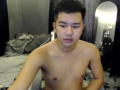 Snapshot of xgregor07 chatting on November 2, 2025, 7:11 am xgregor07 online show from November 2, 2025, 7:11 am