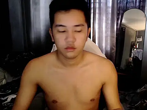 Snapshot of xgregor07 chatting on November 28, 2025, 12:24 am xgregor07 online show from November 28, 2025, 12:24 am