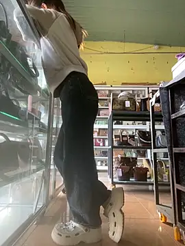 Rosa 998 online show from December 15, 2025, 12:59 am