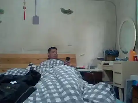 Beijing2000 online show from February 3, 2025, 2:36 am