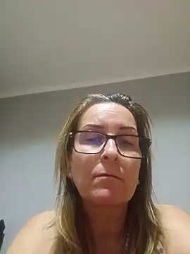 Snapshot of Steffi45 chatting on May 12, 2026, 7:11 pm Steffi45 online show from May 12, 2026, 7:11 pm
