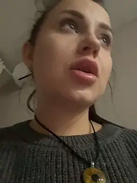 ellie ssexy online show from December 15, 2024, 10:15 pm