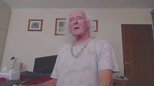 WaverlyKernow online show from December 22, 2025, 12:24 pm