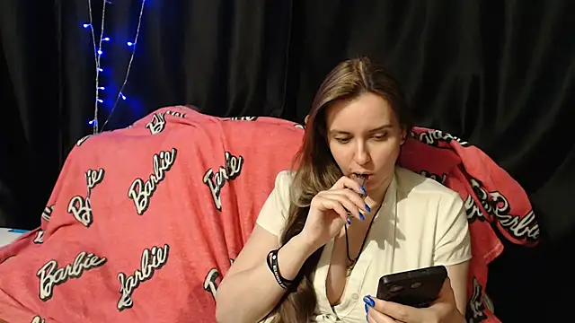 Snapshot of Milana69 chatting on May 5, 2026, 4:48 pm Milana69 online show from May 5, 2026, 4:48 pm
