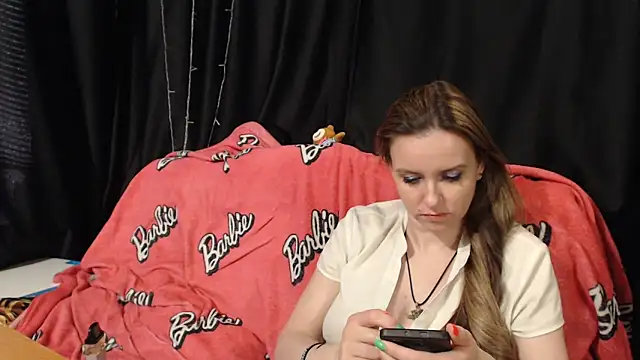 Snapshot of Milana69 chatting on May 22, 2026, 3:06 pm Milana69 online show from May 22, 2026, 3:06 pm