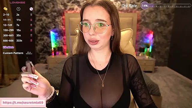 Snapshot of SecretDesireMe chatting on January 31, 2025, 2:39 pm SecretDesireMe online show from January 31, 2025, 2:39 pm