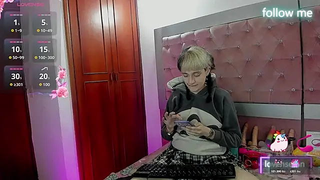 neeko princes online show from January 14, 2026, 12:22 pm