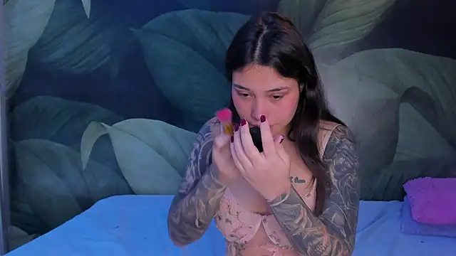 sweett dirty online show from October 14, 2025, 12:28 pm