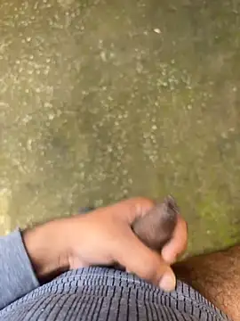 girls lovers90 online show from December 15, 2025, 6:17 am