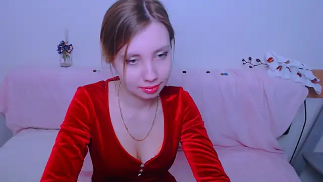 Snapshot of AliceFire_ chatting on April 21, 2026, 10:43 am AliceFire online show from April 21, 2026, 10:43 am