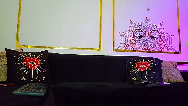 PandoraVolkov online show from April 1, 2026, 8:59 am