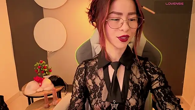 Snapshot of rosse_98_ chatting on February 19, 2026, 2:02 pm rosse 98 online show from February 19, 2026, 2:02 pm