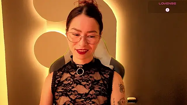 Snapshot of rosse_98_ chatting on May 9, 2026, 1:16 pm rosse 98 online show from May 9, 2026, 1:16 pm