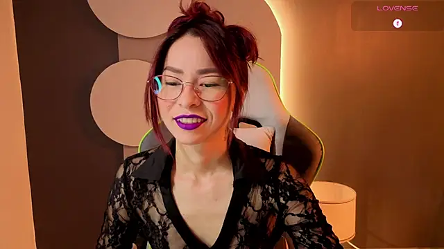 Snapshot of rosse_98_ chatting on May 19, 2026, 2:23 pm rosse 98 online show from May 19, 2026, 2:23 pm