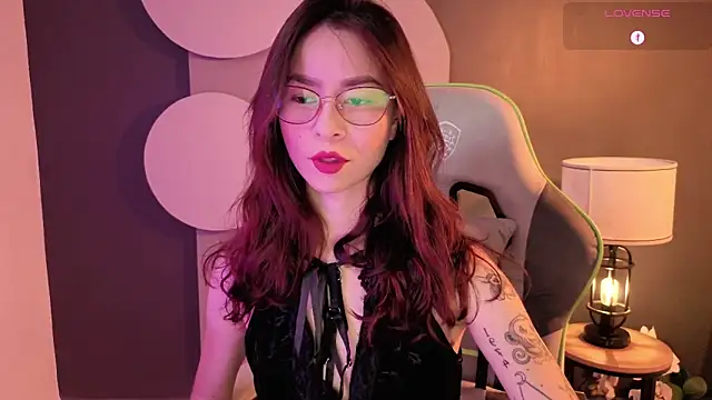 Snapshot of rosse_98_ chatting on June 11, 2026, 2:26 pm rosse 98 online show from June 11, 2026, 2:26 pm