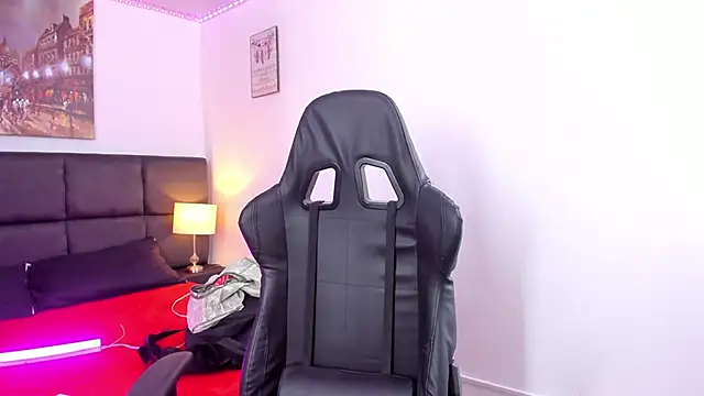 Snapshot of Megan_Miles02 chatting on March 13, 2025, 8:00 pm Megan Miles02 online show from March 13, 2025, 8:00 pm