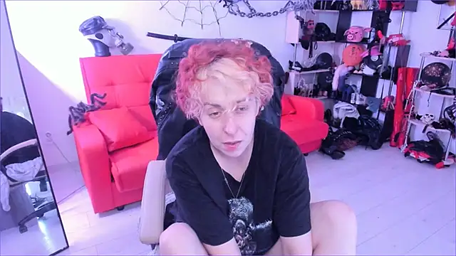 GinaMiracle online show from November 10, 2025, 8:24 am