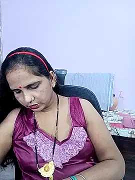 Snapshot of reemacouple007 chatting on May 29, 2026, 9:07 am reemacouple007 online show from May 29, 2026, 9:07 am